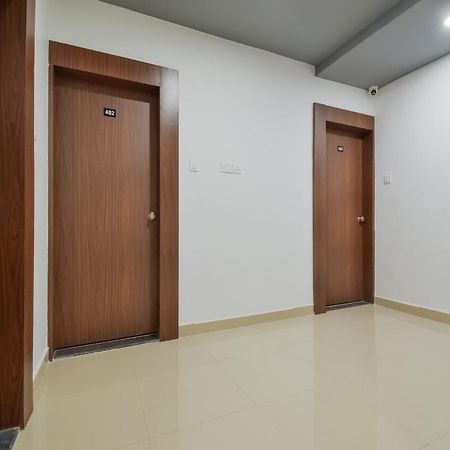 Oyo Townhouse 498 Hotel Western Nagpur Bagian luar foto