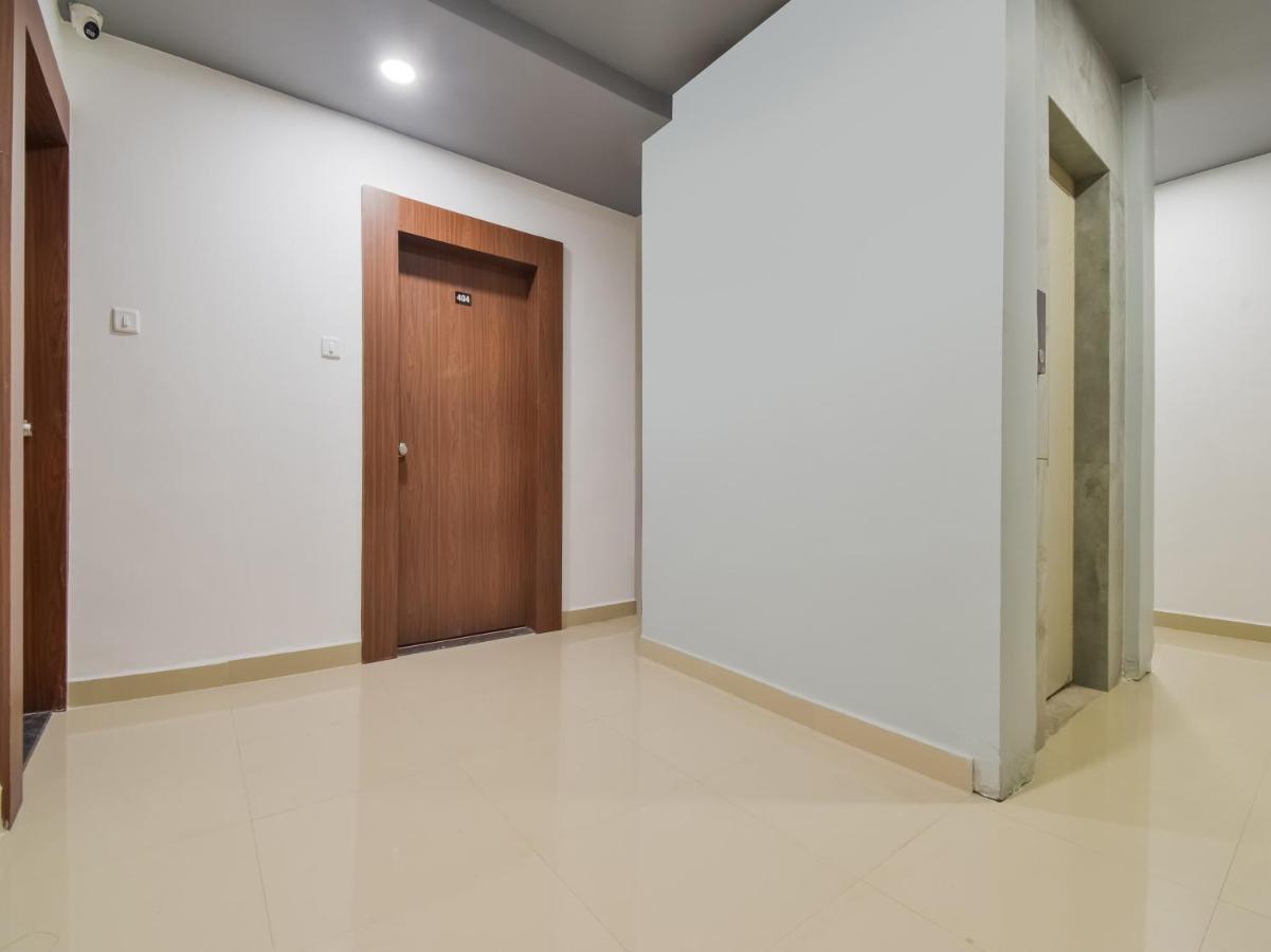 Oyo Townhouse 498 Hotel Western Nagpur Bagian luar foto