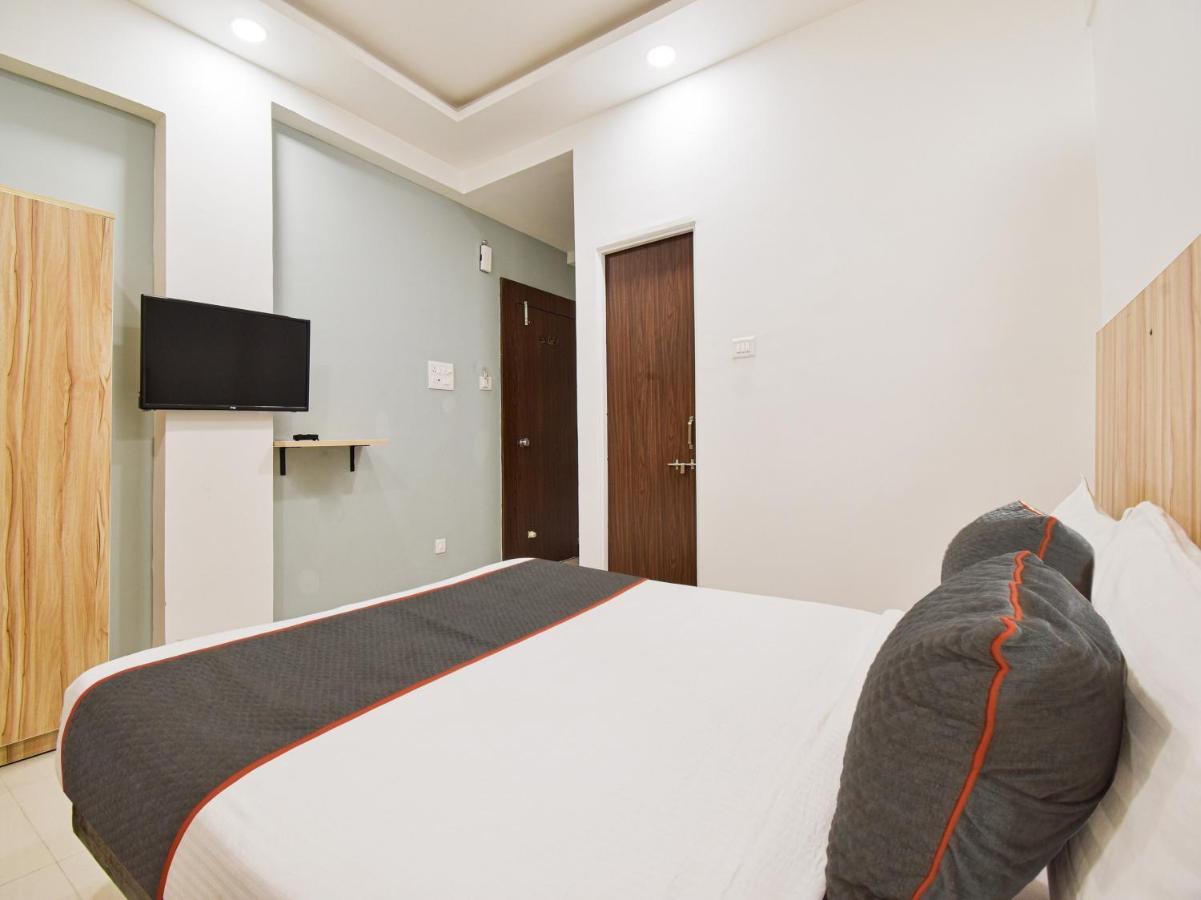 Oyo Townhouse 498 Hotel Western Nagpur Bagian luar foto