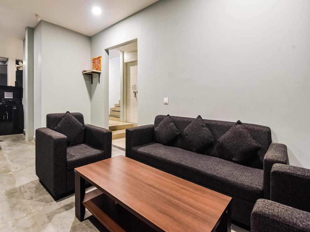 Oyo Townhouse 498 Hotel Western Nagpur Bagian luar foto