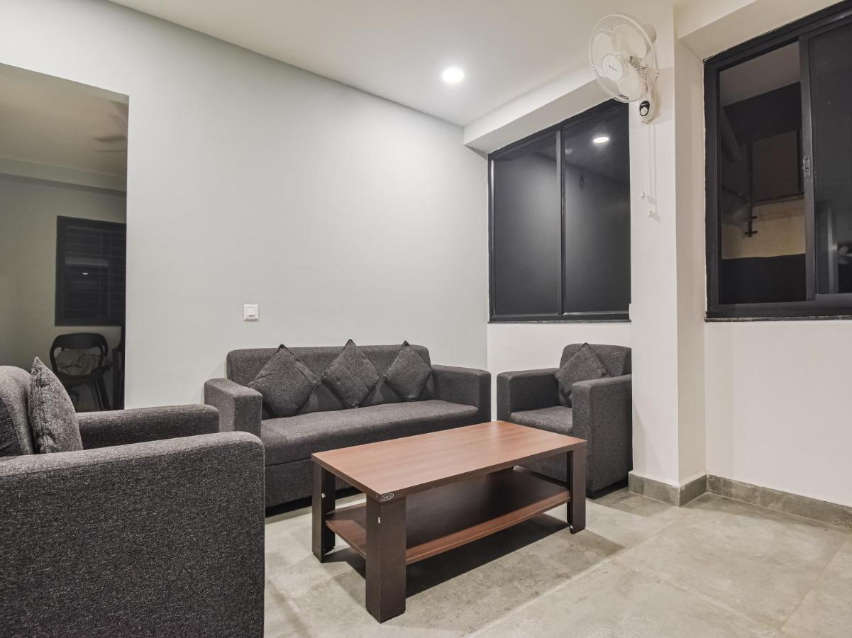 Oyo Townhouse 498 Hotel Western Nagpur Bagian luar foto